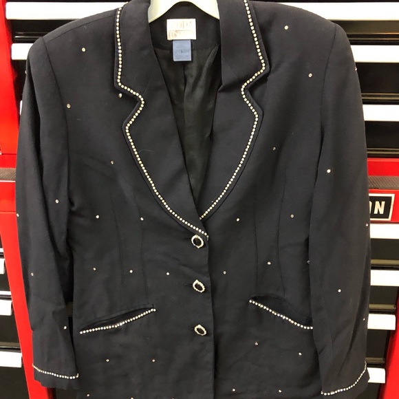 Moda INTL Black Blazer/Jacket with Lots of Crystals Size 2P - Picture 3 of 4